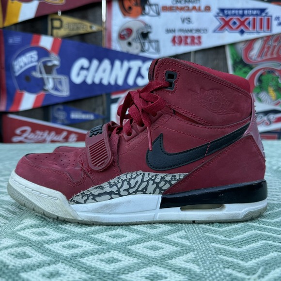 Jordan Other - Size 4Y GS) - Jordan Legacy 312 High Toro‎